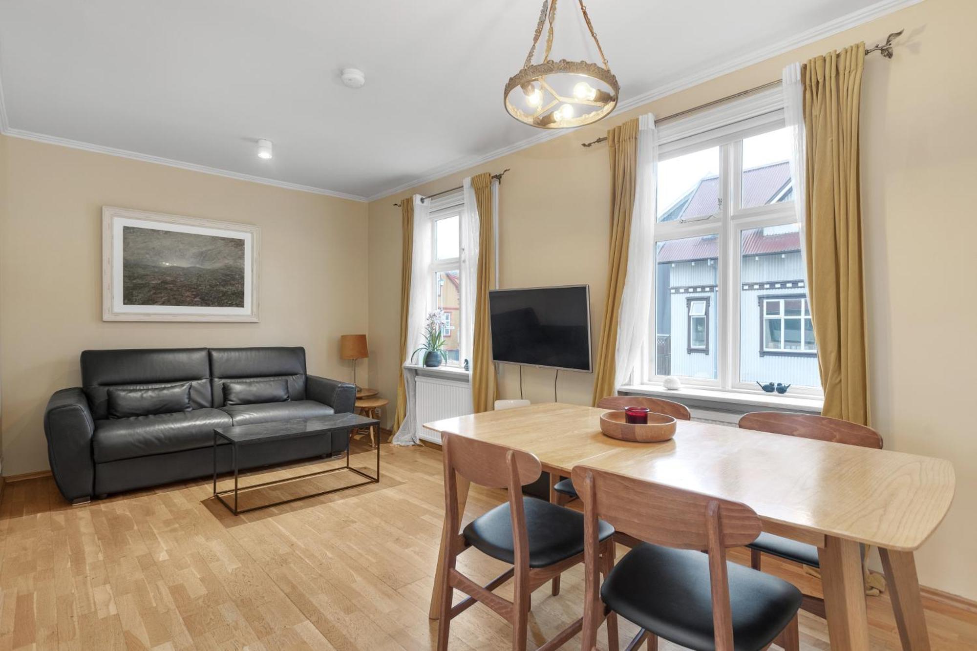 Live As Locals Apartments Reykjavík Zewnętrze zdjęcie